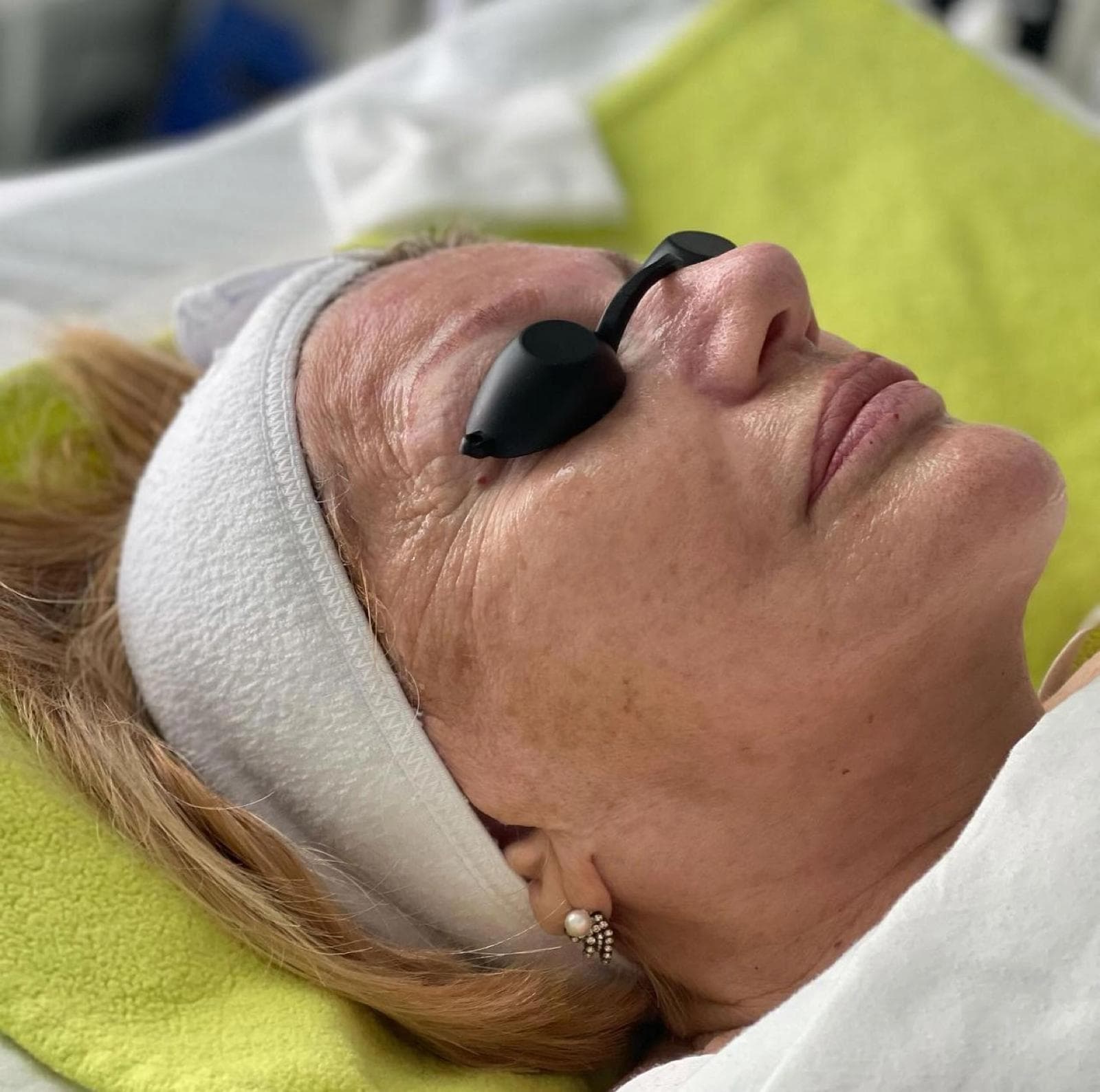 Age-Defying Renewal Facial